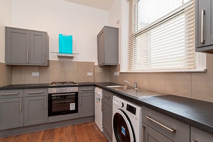 1 Bedroom Flat To Rent In Victoria Rd, London, NW6