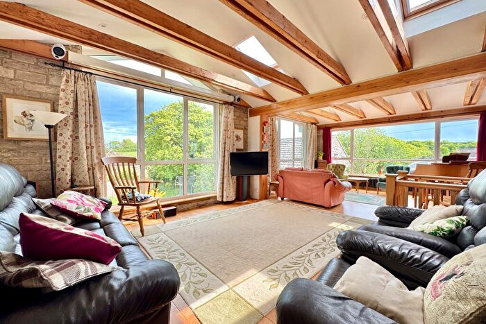 4 Bedroom Detached House For Sale In The Hyde, Langton Matravers, BH19 - Photo 4