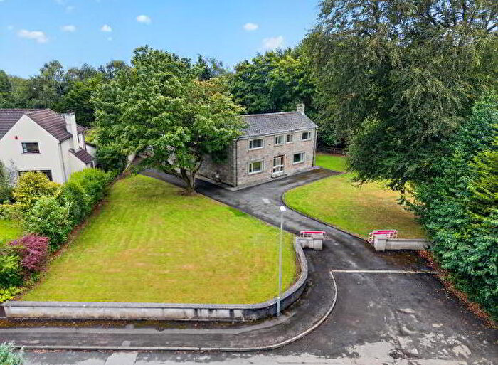 4 Bedroom Detached House For Sale In Brooklands Road, Newtownards, BT23
