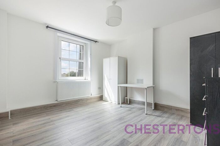 3 Bedroom Flat To Rent In Electric House, Bow Road, E3