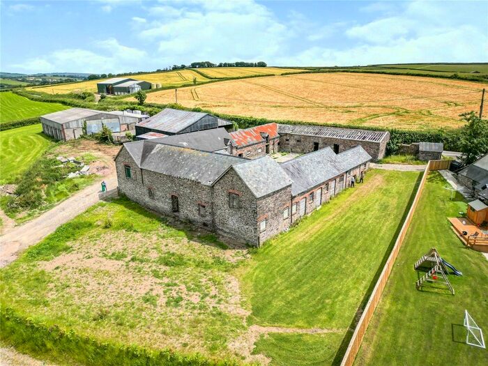 4 Bedroom Barn Conversion For Sale In South Molton, EX36