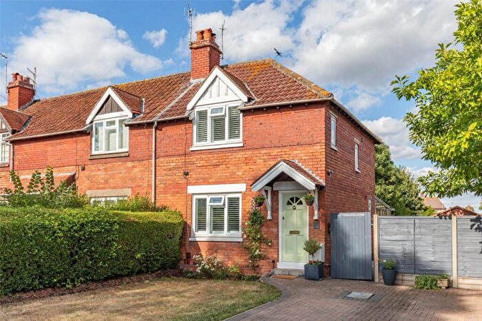 2 Bedroom End Of Terrace House For Sale In Hallen Road, Henbury, Bristol, BS10