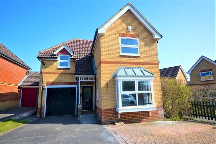 3 Bedroom Detached House To Rent In Dunnock Road, Kennington, Ashford, TN25