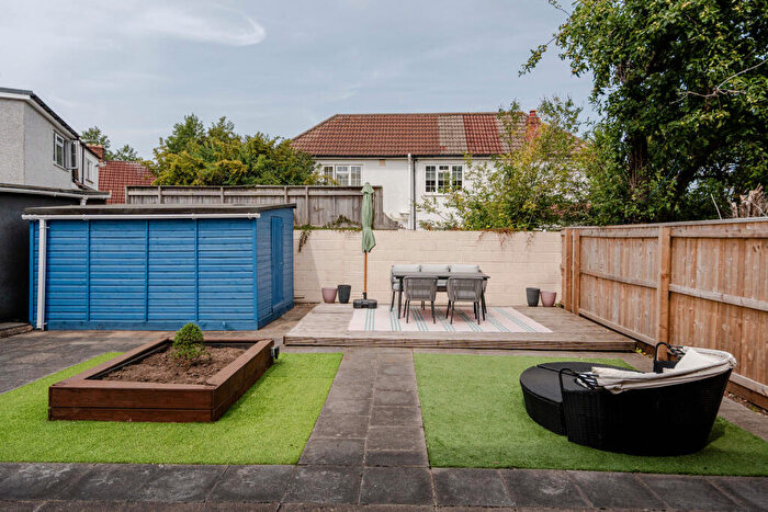 1 Bedroom Flat For Sale In Cardill Close, Bedminster Down, Bristol, BS13