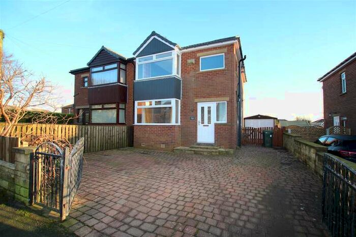 3 Bedroom Semi-Detached House To Rent In Hainsworth Moor Drive, Queensbury, Bradford, BD13