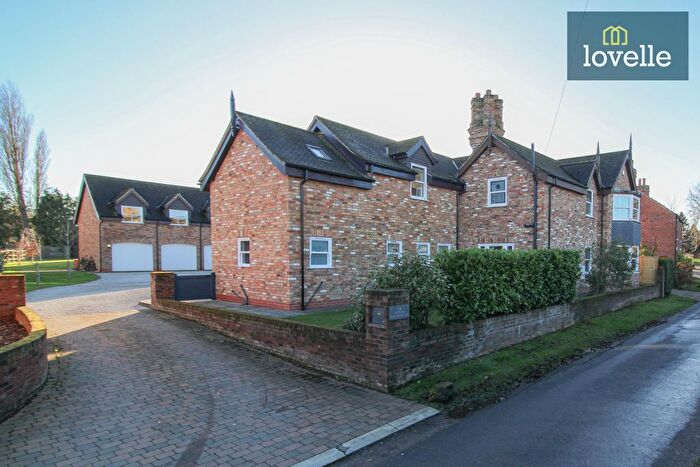 5 Bedroom Detached House For Sale In Post Office Lane, Ashby Cum Fenby, DN37