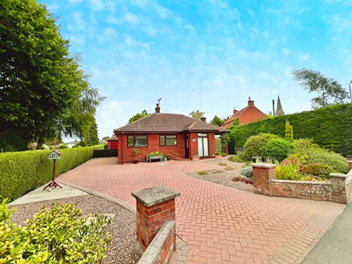3 Bedroom Bungalow For Sale In Stone Pit Lane, Marston, Grantham, NG32