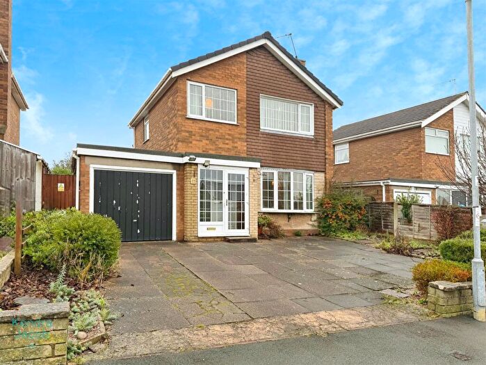 3 Bedroom Detached House For Sale In Hemmingfield Road, Worksop, S81