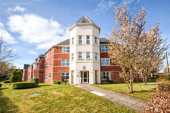 2 Bedroom Flat To Rent In Tudor Coppice, Solihull, West Midlands, B91
