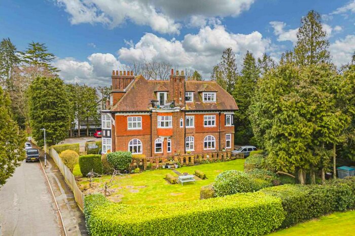 1 Bedroom Apartment To Rent In Felden Hurst, Felden Lane, HP3