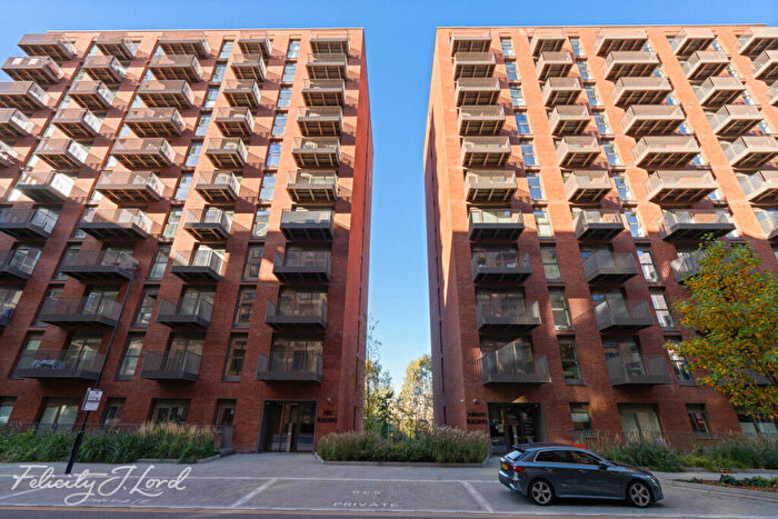 2 Bedroom Apartment For Sale In Royal Crest Avenue, London, E16