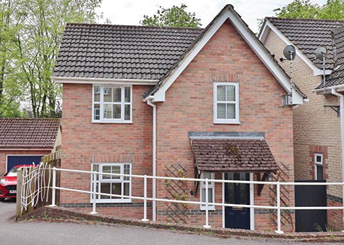 3 Bedroom Detached House For Sale In Hawkins Meadow, Marlborough, SN8