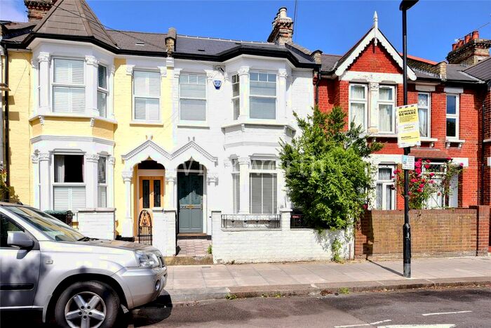 3 Bedroom Terraced House To Rent In Fairfax Road, London, N8