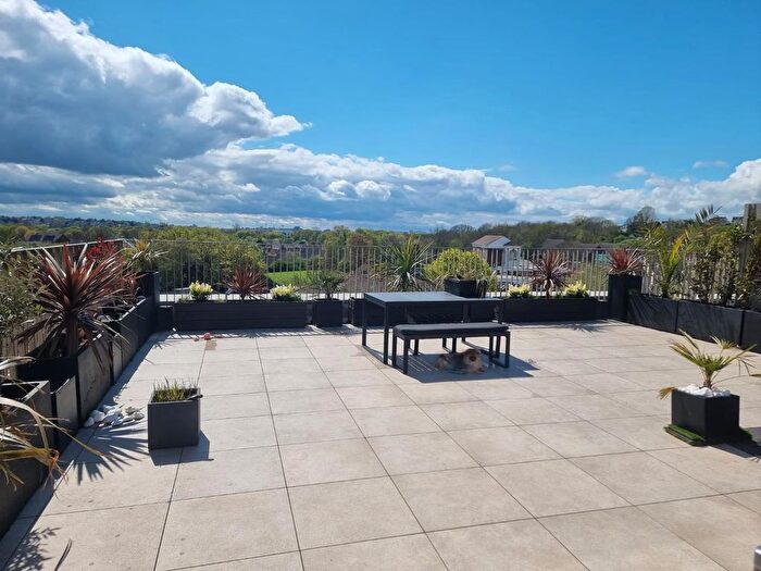 1 Bedroom Flat For Sale In Bittacy Hill, Mill Hill, NW7