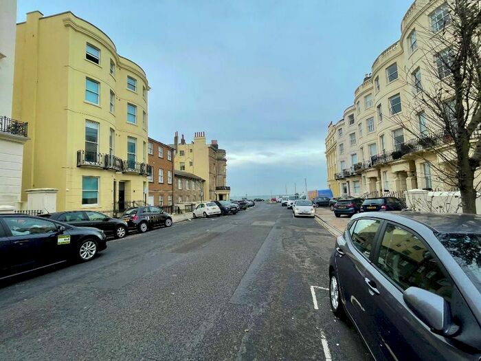 1 Bedroom Flat To Rent In Lansdowne Place, Hove, BN3