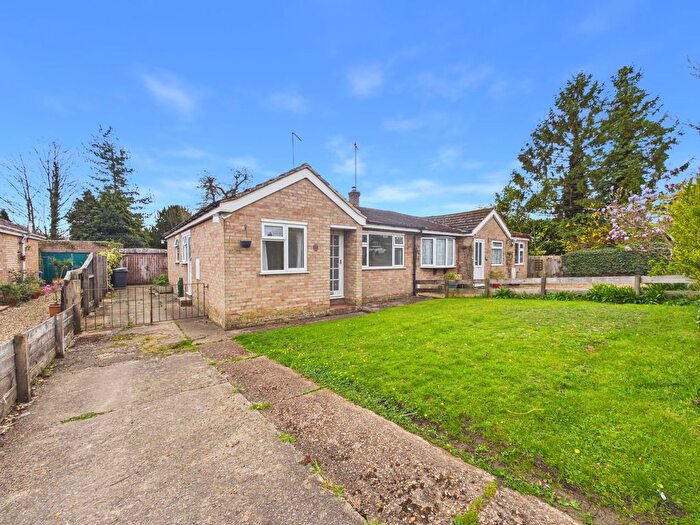 3 Bedroom Semi Detached Bungalow For Sale In Wappenham Road, Syresham, NN13