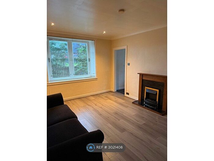 2 Bedroom Flat To Rent In Ruthrieston Circle, Aberdeen, AB10