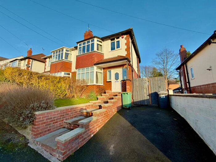 3 Bedroom Semi Detached House To Rent In Highthorne Drive, Shadwell, Leeds, LS17