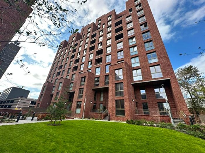 2 Bedroom Flat To Rent In Trafford Gardens, Botanical Avenue, M16