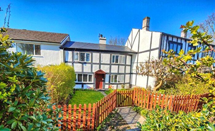 3 Bedroom Terraced House For Sale In Old Hall Mill Lane, Atherton, Manchester, M46