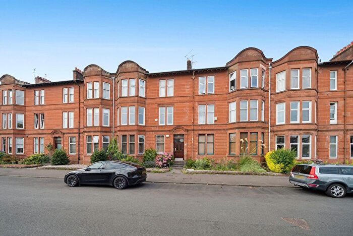 1 Bedroom Flat For Sale In Dinmont Road, Flat /, Shawlands, Glasgow, G41