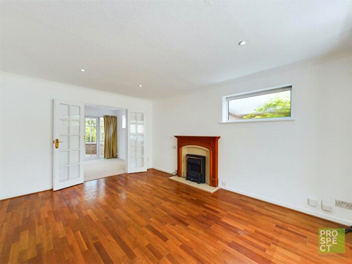 4 Bedroom Detached House To Rent In Grand Avenue, Camberley, Surrey, GU15