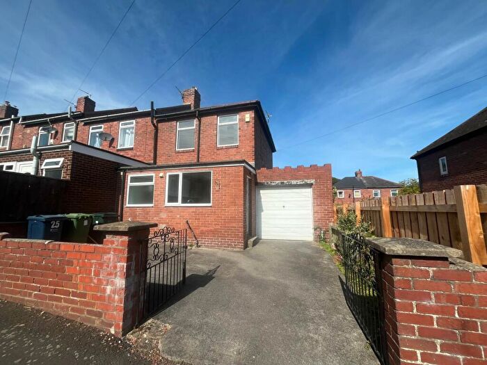 3 Bedroom End Of Terrace House For Sale In June Avenue, Blaydon, NE21