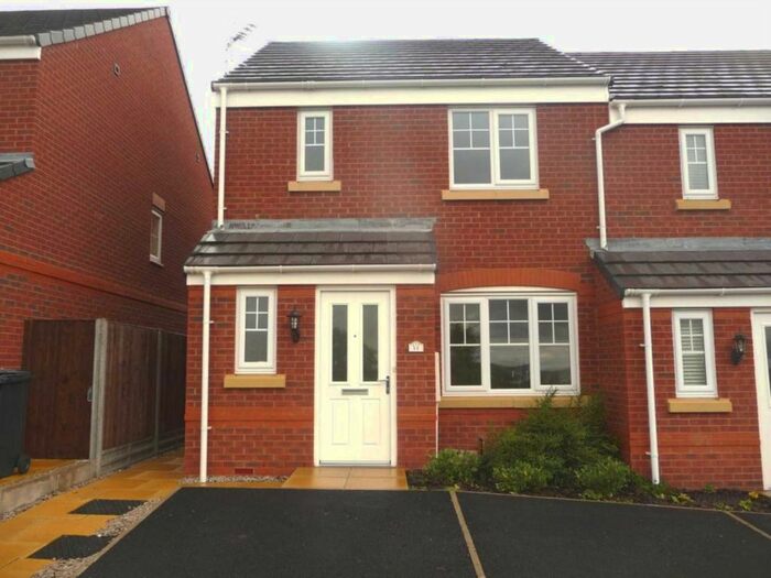 3 Bedroom End Of Terrace House To Rent In Ffordd Yr Ysgol, Flint, Et., CH6