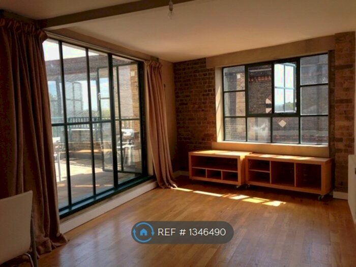 1 Bedroom Flat To Rent In Rotherhithe Street, London, SE16