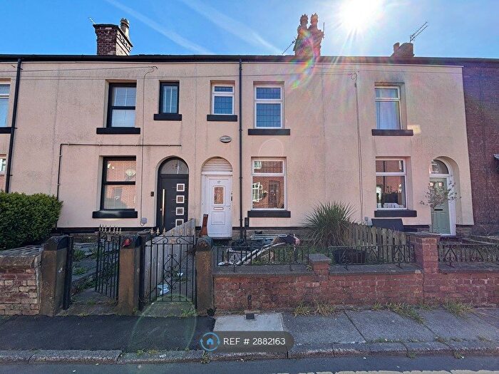 3 Bedroom Terraced House To Rent In Hampden St, Heywood, OL10