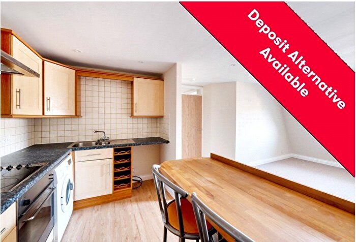 2 Bedroom Flat To Rent In Bath Road, Cheltenham, GL53