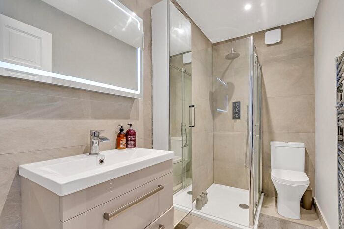 1 Bedroom Flat For Sale In Lilyville Road, London, SW6