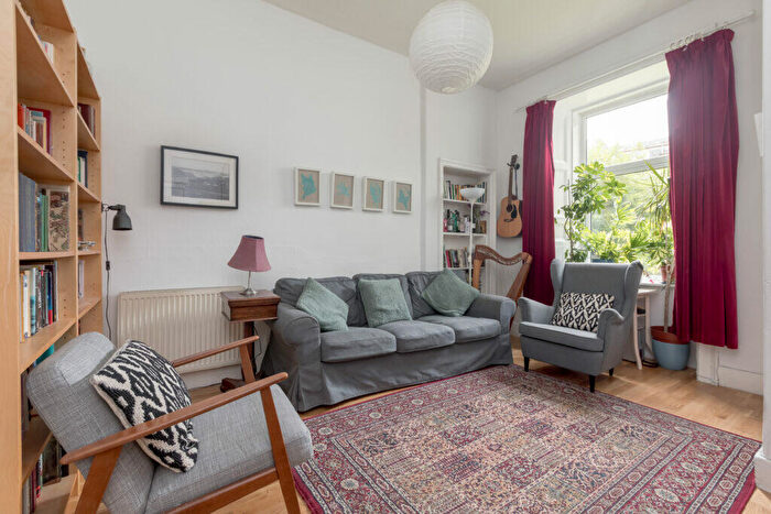 2 Bedroom Flat For Sale In Gf, Blackwood Crescent, Newington, EH9