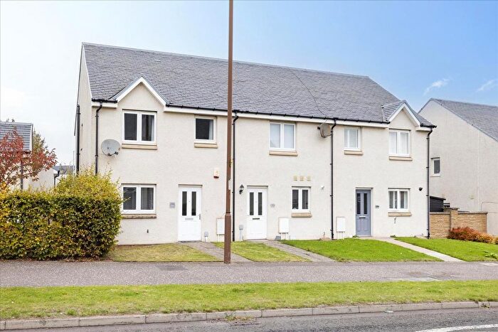 3 Bedroom End Terrace House For Sale In A Burnbrae Road, Bonnyrigg, EH19