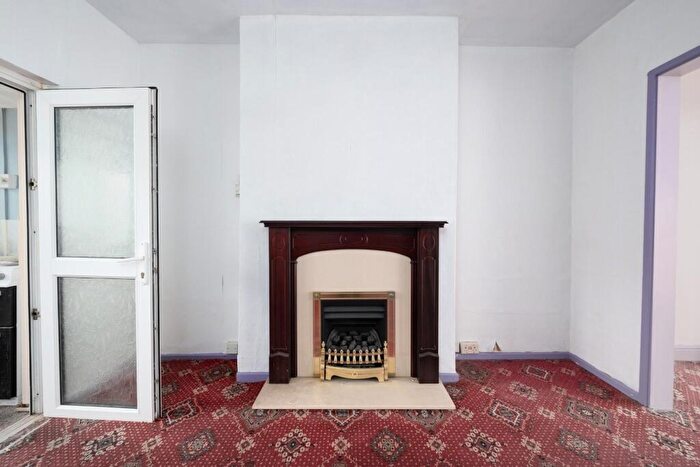 3 Bedroom Terraced House For Sale In Sandbach Road, Brislington, BS4