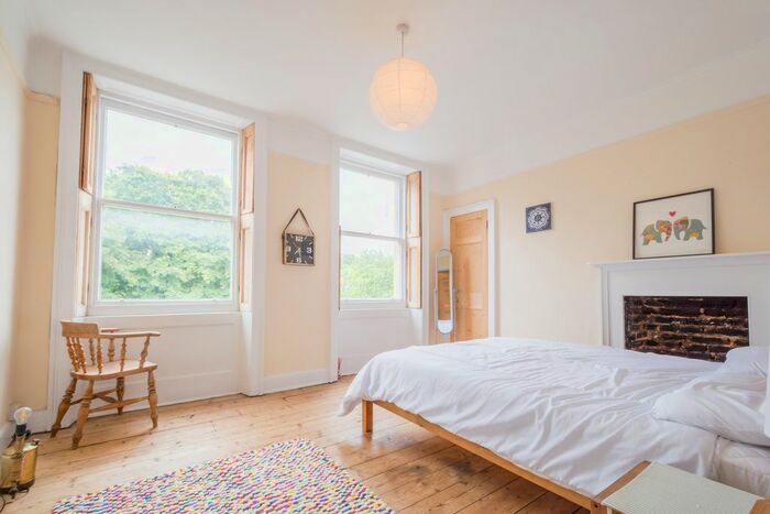 2 Bedroom Flat To Rent In Sydney Place, Bathwick, Bath, BA2