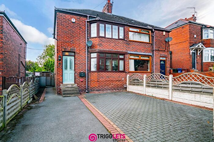 2 Bedroom Semi-Detached House For Sale In Valley Way, Hoyland, Barnsley, S74