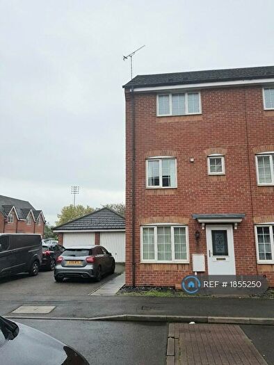 3 Bedroom End Of Terrace House To Rent In Barker Round Way, Burton-On-Trent, DE14
