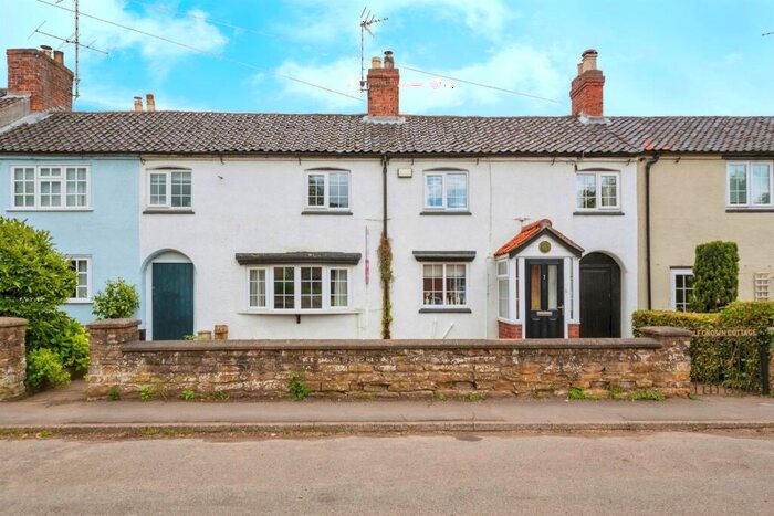 3 Bedroom Character Property For Sale In Rosy Row, Woolsthorpe, Grantham, NG32