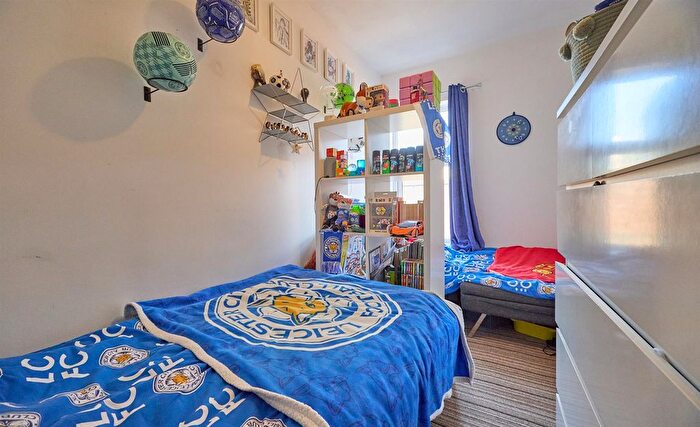 3 Bedroom End Of Terrace House For Sale In Baptist Walk, Hinckley, LE10