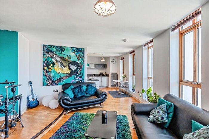 1 Bedroom Flat For Sale In St. James Barton, Bristol, BS1