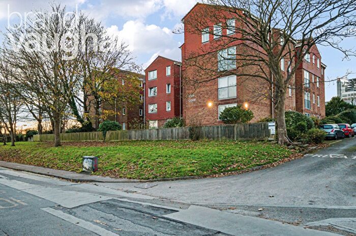 2 Bedroom Flat To Rent In Church Place, Brighton, East Sussex, BN2