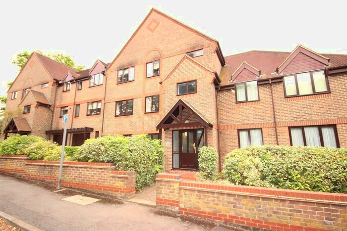 2 Bedroom Flat To Rent In Albury Road, Guildford, GU1