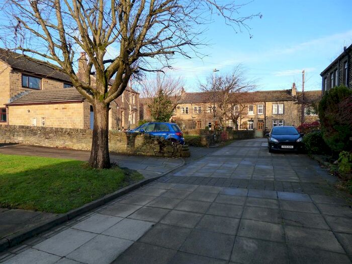 2 Bedroom Terraced House To Rent In Town End, Golcar, Huddersfield, HD7
