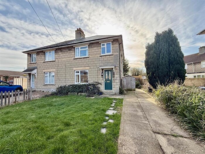 3 Bedroom Semi Detached House For Sale In Short Street, Melksham, SN12
