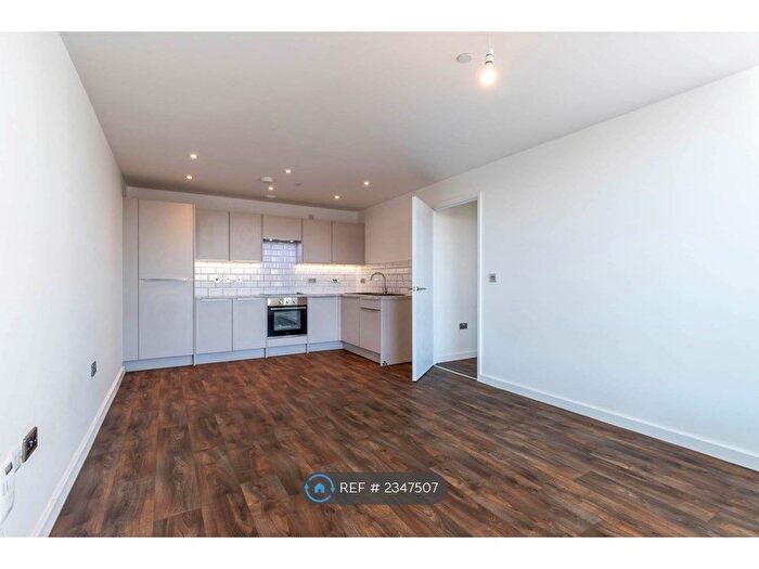 2 Bedroom Flat To Rent In Moseley Street, Birmingham, B12