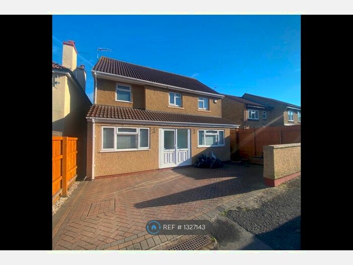 4 Bedroom Detached House To Rent In Shellard Road, Bristol, BS34