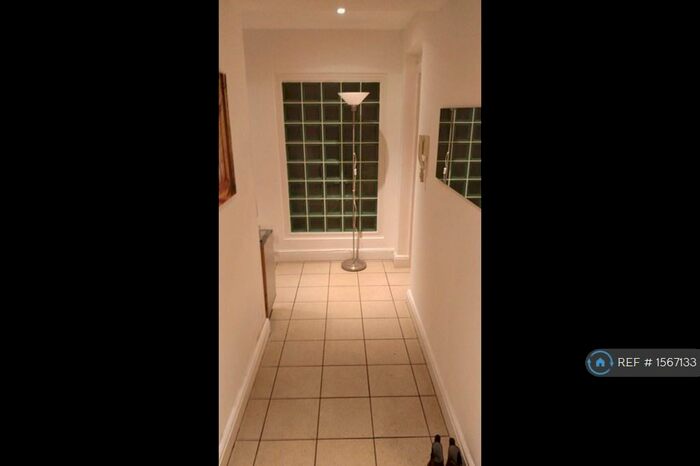 2 Bedroom Flat To Rent In New North Road, Hoxton, N1