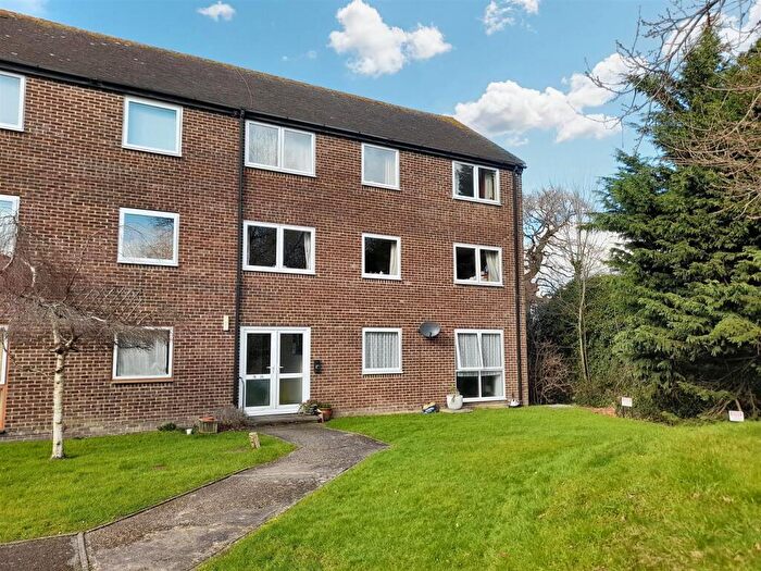 1 Bedroom Flat For Sale In Dial Close, Barnham, PO22