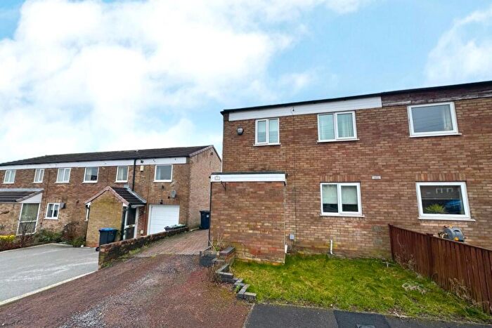 2 Bedroom Semi Detached House To Rent In The Beeches, Matlock, DE4